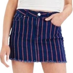 American Eagle denim skirt. Size 10.